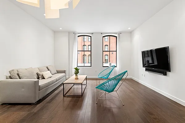 Sold by SERHANT. | media 5