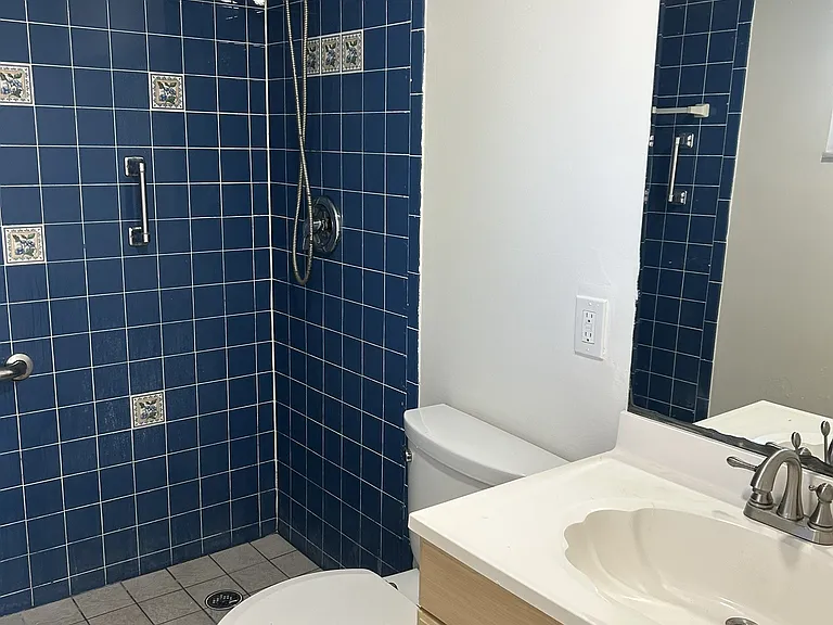 8520 SW 133rd Avenue Rd #213 — Photo 7