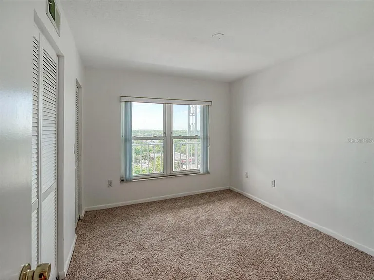 4939 Floramar Ter #912 — Photo 29