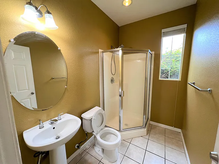10413 Bunker Ln — Photo 16