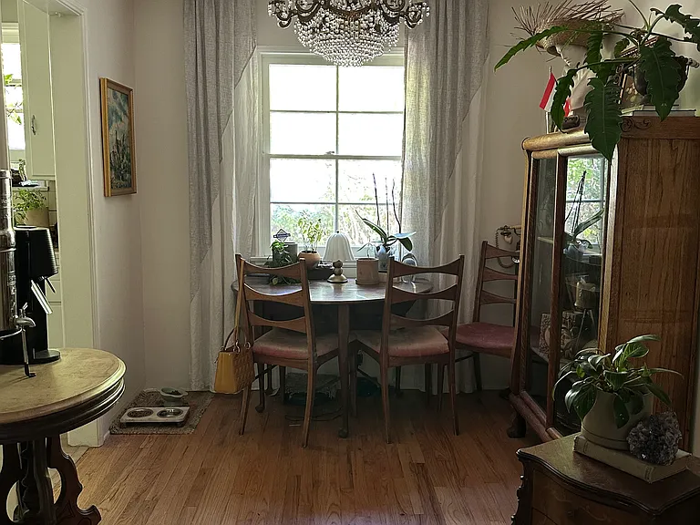 4419 Ledge Ave — Photo 18
