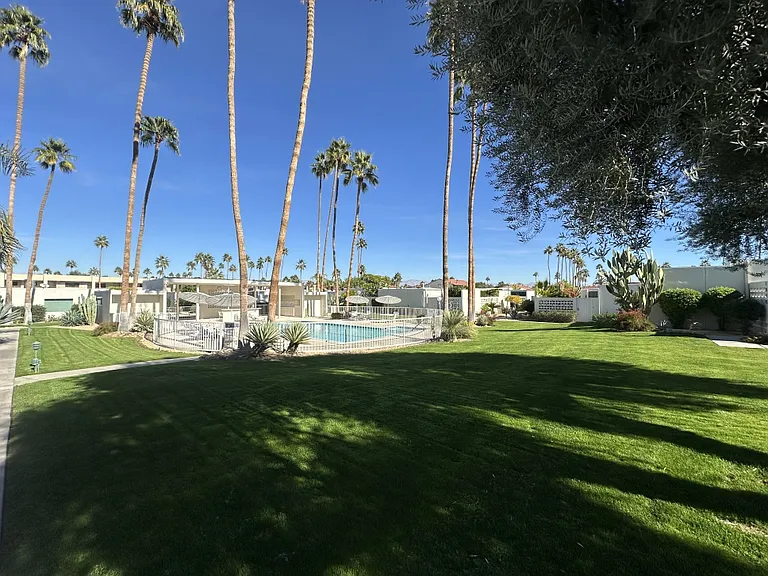 1820 Sandcliff Rd — Photo 39
