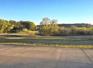 2202 Mountain Lakes Dr, Cedar Hill, TX 75104