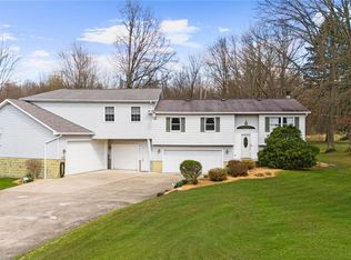 2837 Mahan Denman Rd NW, Bristolville, OH