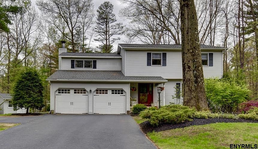 1st image of 63 Esopus Dr