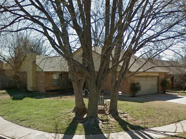 1300 S Gemini Rd, Edmond, OK 73003