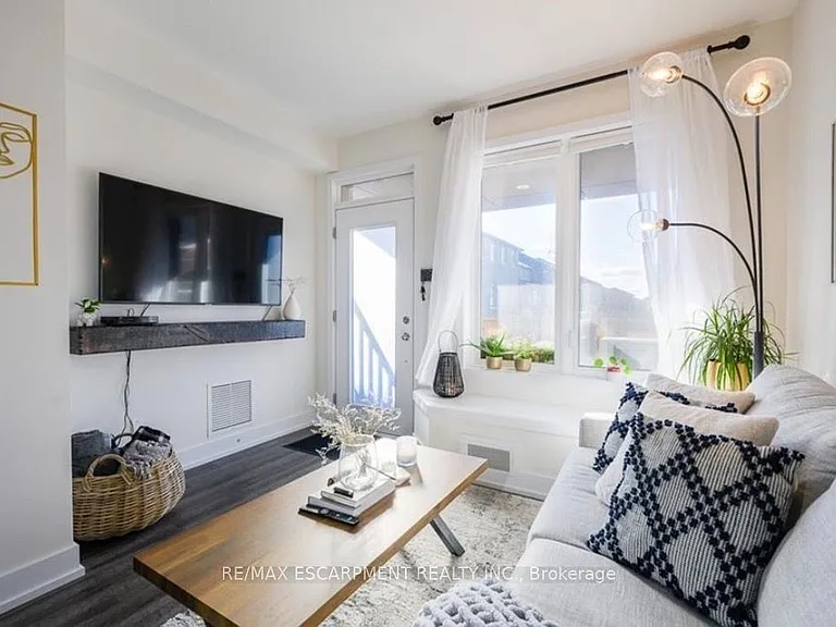 261 Skinner Rd #14 — Photo 6