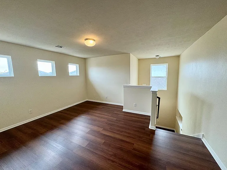 8230 Polaris Point Ln — Photo 17