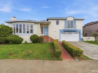98 Lake Forest Dr, Daly City, CA 94015