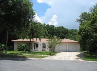 3111 Clovewood Pl, Seffner, FL 33584