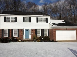 2351 Woodpark Rd, Akron, OH 44333