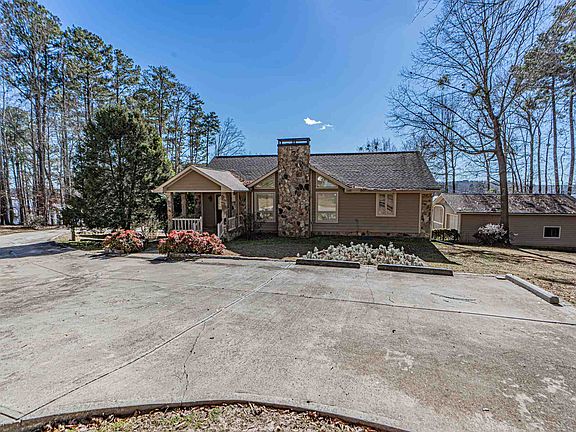 4th image of 124 Parks Mill Dr