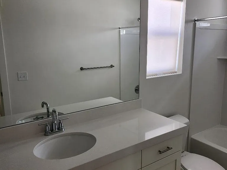 3653 N Browning St — Photo 4