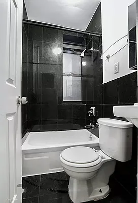 Rented by Corcoran | media 27