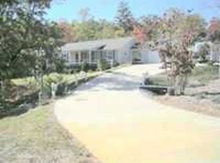 405 Wandering Way, Pickens, SC 29671