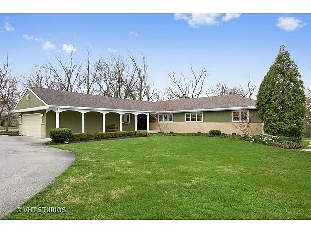 1346 Western Ave photo 1
