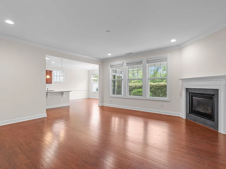 507 Finnbar Dr — Photo 6