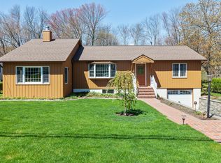 34 Edgewood Rd, Cortlandt Manor, NY 10567