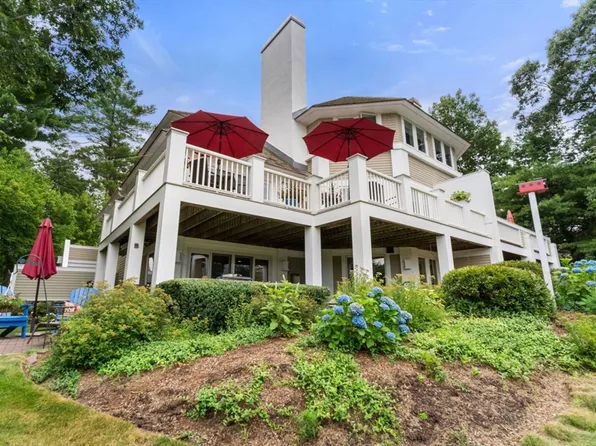 43 The Fairways, Ipswich, MA 01938