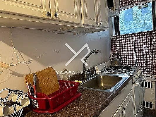 5th image of 2330 Ocean Ave APT 1G