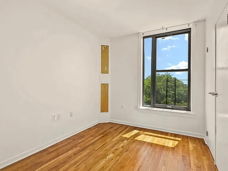 451 W 166th St #5C — Photo 9
