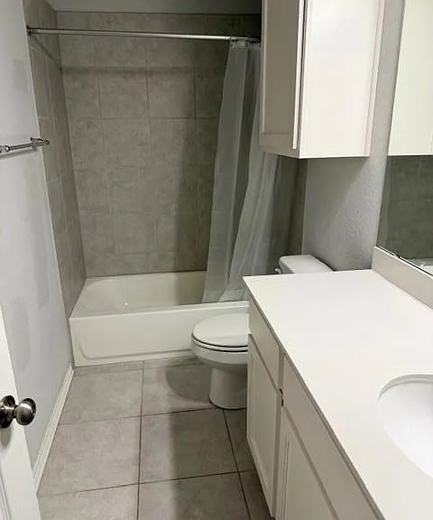 1772 Yaupon Grove Ln — Photo 4