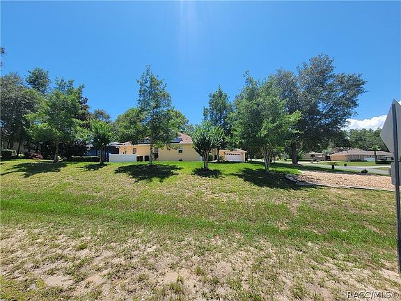 2nd image of 1842 E Allegrie Dr