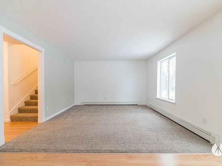 1100 W Nugget Ave — Photo 5