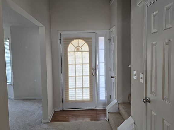 4th image of 612 Pipkin Dr