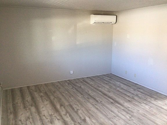 4th image of 319 NW Greenwood Ave APT 6