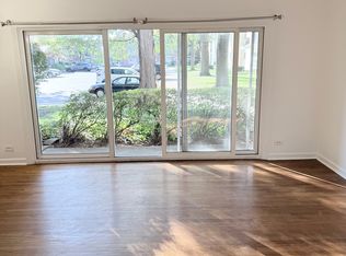 10115 Old Orchard Ct Unit 102, Skokie, IL 60076