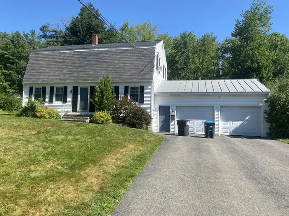 33 Oak Hill Drive, Oakland, ME 04963