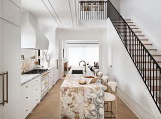 23 Lippincott St, Toronto, ON M5T2R4