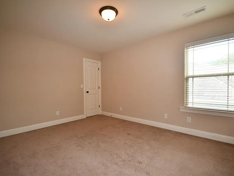 8751 Seven Lakes Dr — Photo 21