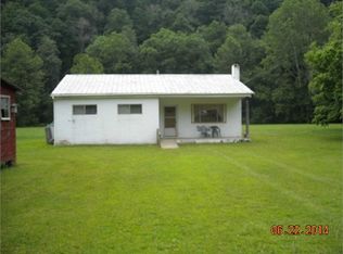 1421 Hank Rd, Spencer, WV 25276
