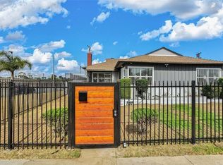 11807 Atkinson Ave, Hawthorne, CA 90250