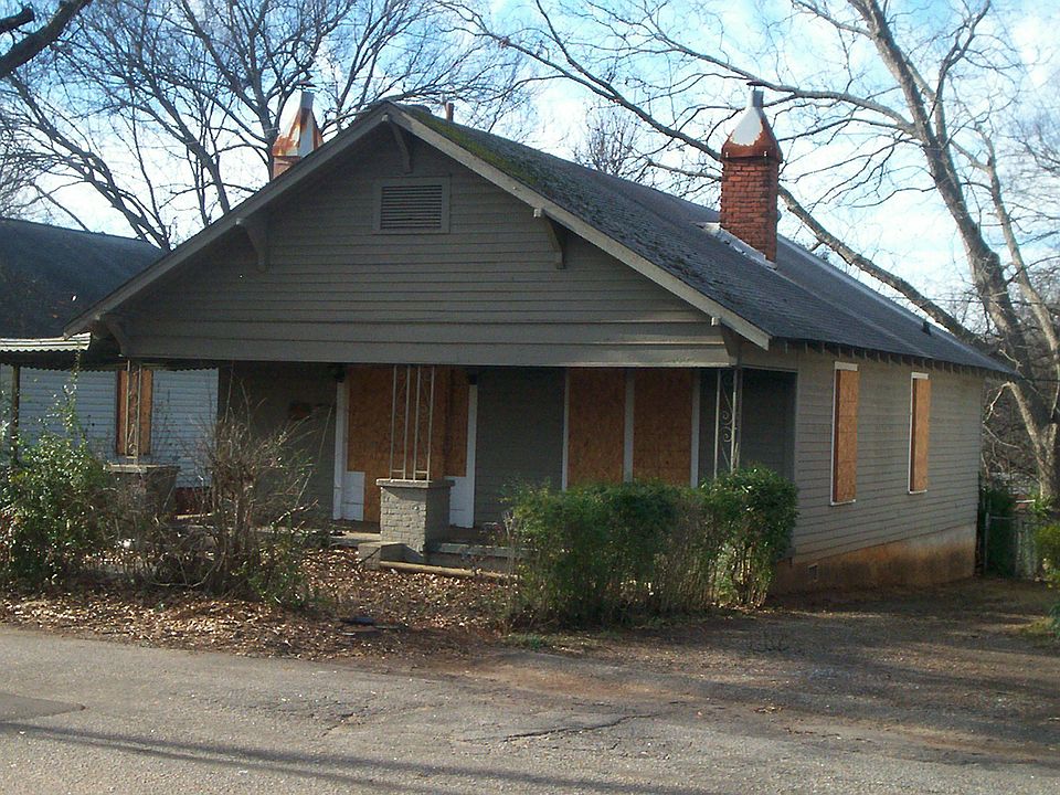 1st image of 221 Short Hill St