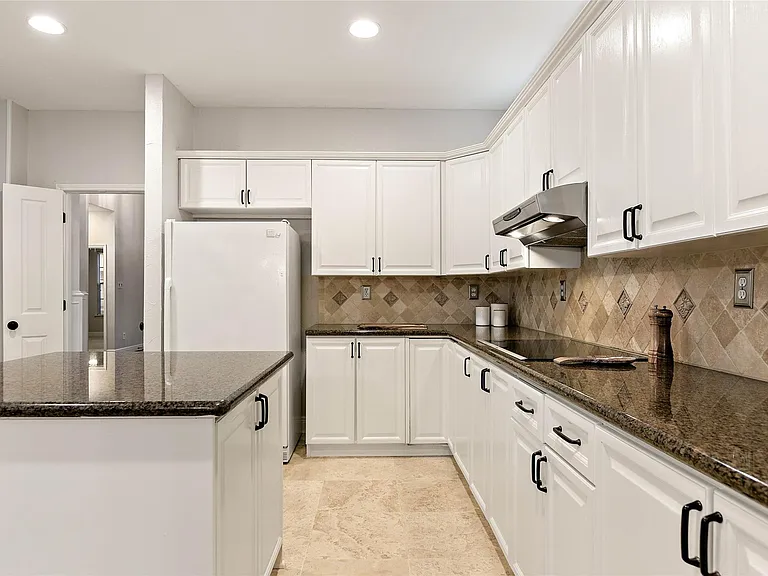 35 Larks Aire Pl — Photo 16