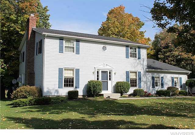 1st image of 8634 Sheridan Hill Dr