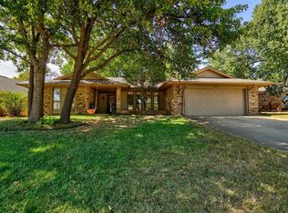 2513 Brookhaven Dr, Edmond, OK 73034