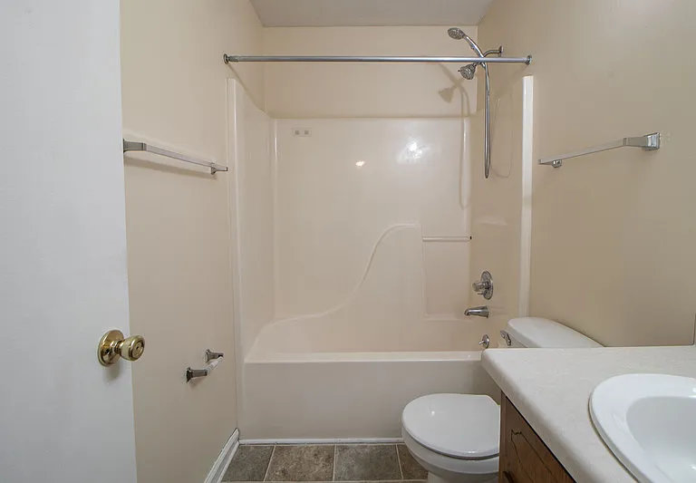 371-3 Peabody Dr — Photo 17