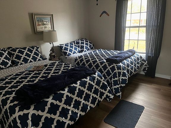 2nd image of 1814 Eagle Dr