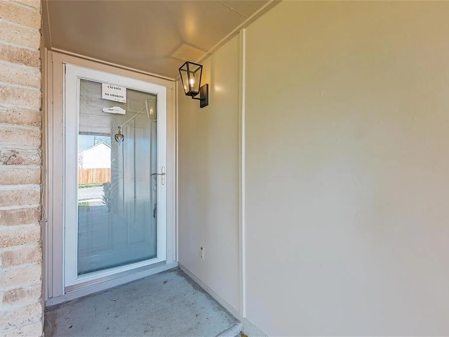 3 bed, 2.0 bath, 1344 sqft, $1,850 — Photo 3