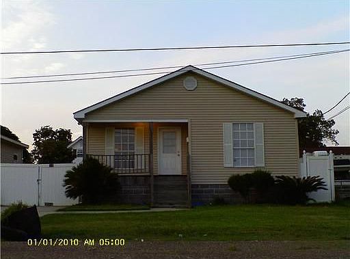 1st image of 207 Vic A Pitre Dr