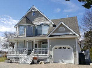8 Cedar Tree Ln, Toms River, NJ 08753