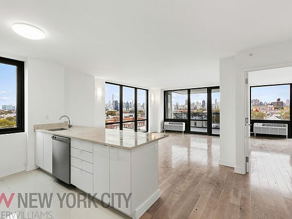 2nd image of 2740 21st St #9B