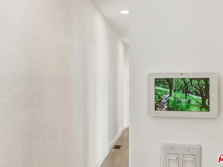 3429 Edgehill Dr #3 — Photo 20