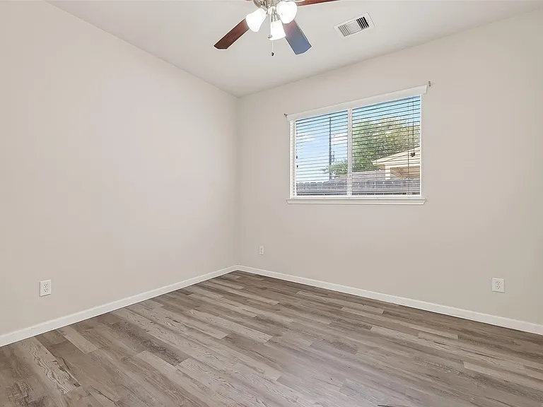 21711 Crest Peak Way — Photo 23