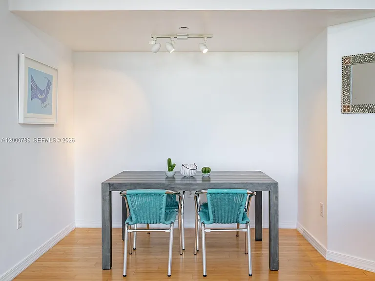 1330 West Ave #711 — Photo 10