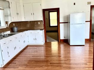 44 Leversee Ave #1ST, Cohoes, NY 12047